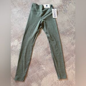 Outdoor Voices Cloudknit leggings (XS)